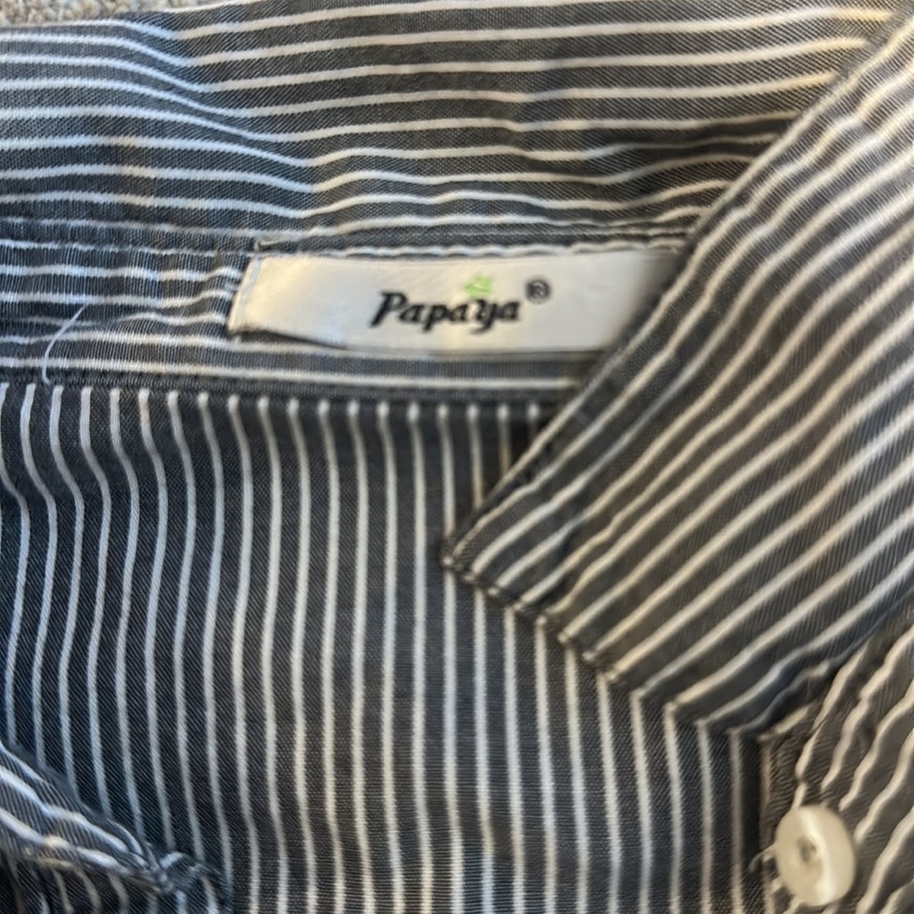 Striped button down blouse - Picture 3 of 4